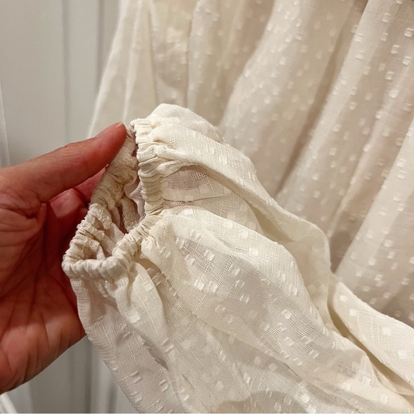 VICI Cream Lace Ruffle Trim  Blouse - Picture 11 of 11